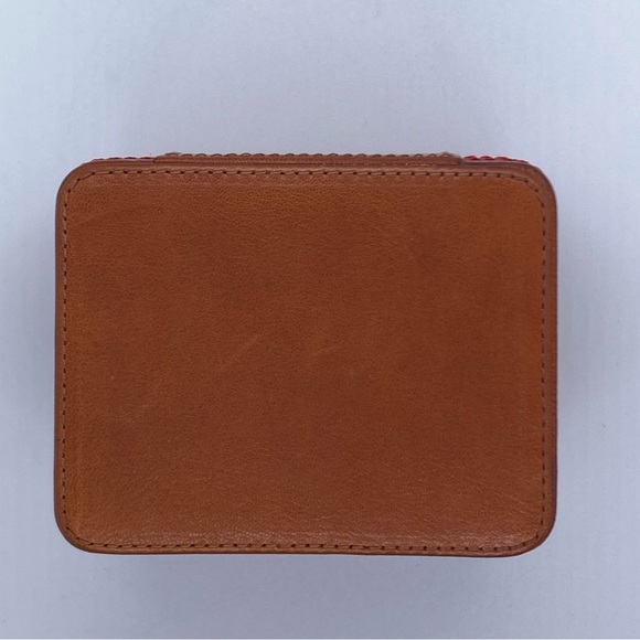 Fossil Tan Leather Box - Picture 5 of 12